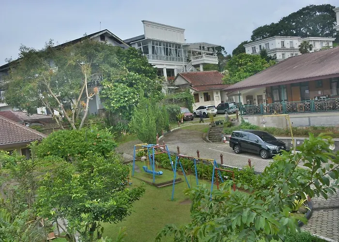 Taman Teratai Hotel Puncak